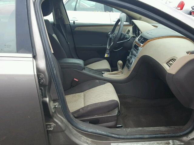 1G1ZC5EB1AF186290 - 2010 CHEVROLET MALIBU 1LT ბეჟი ფოტო 5