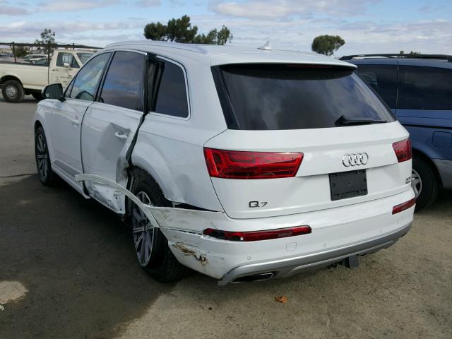 WA1LAAF7XHD018587 - 2017 AUDI Q7 PREMIUM WHITE photo 3