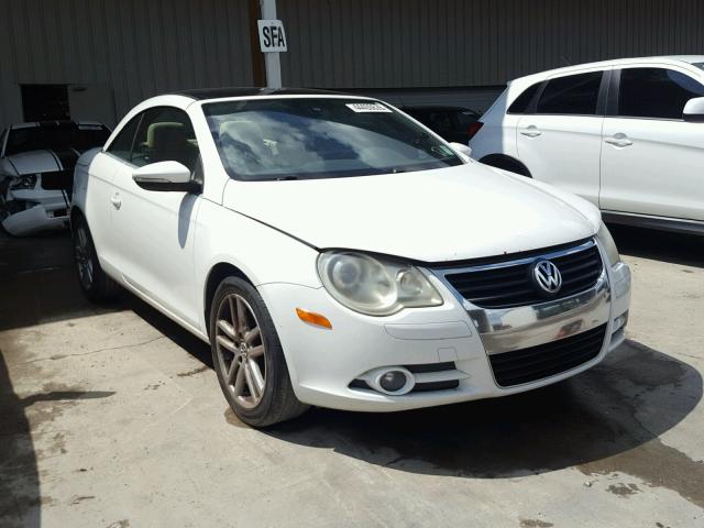 WVWFA71F89V019902 - 2009 VOLKSWAGEN EOS LUX 白色 照片 1