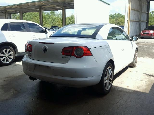 WVWFA71F89V019902 - 2009 VOLKSWAGEN EOS LUX 白色 照片 4