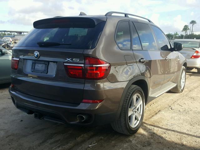 5UXZW0C56CL668366 - 2012 BMW X5 XDRIVE3 BROWN photo 4