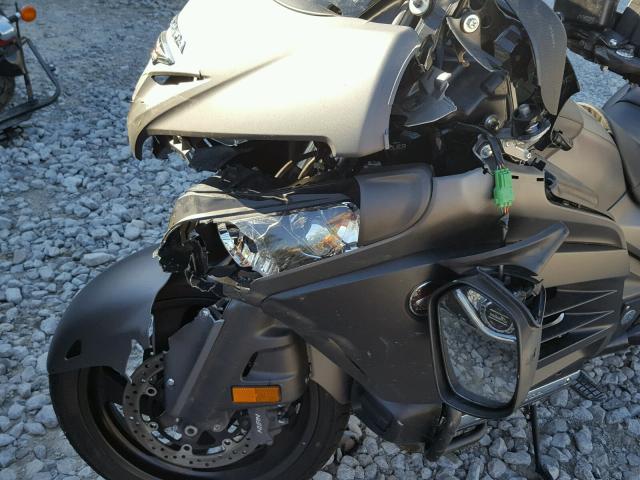 JH2SC6817FK200099 - 2015 HONDA GL1800 B GRAY photo 10