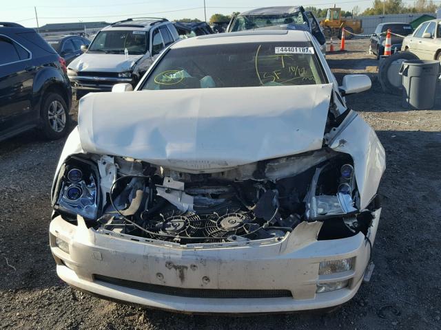 1G6DC67A350190526 - 2005 CADILLAC STS WHITE photo 7