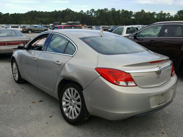 W04GN5EC2B1125654 - 2011 BUICK REGAL CXL SILVER photo 3