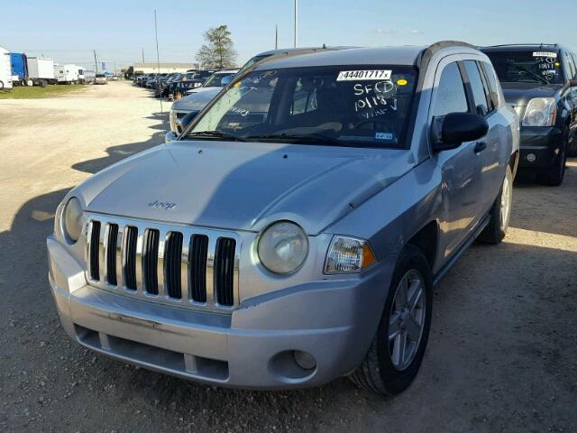 1J8FF47W97D138397 - 2007 JEEP COMPASS SILVER photo 2