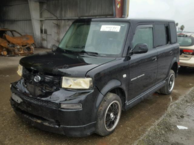 JTLKT324550211997 - 2005 TOYOTA SCION XB BLACK photo 2