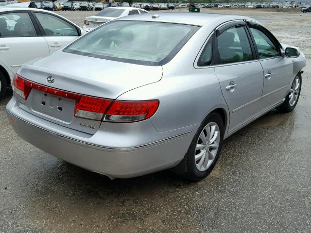 KMHFC46F67A216715 - 2007 HYUNDAI AZERA SE SILVER photo 4