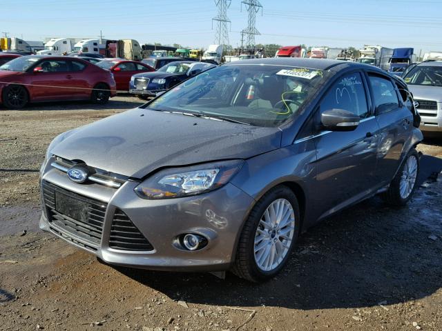 1FADP3N2XEL262970 - 2014 FORD FOCUS GRAY photo 2