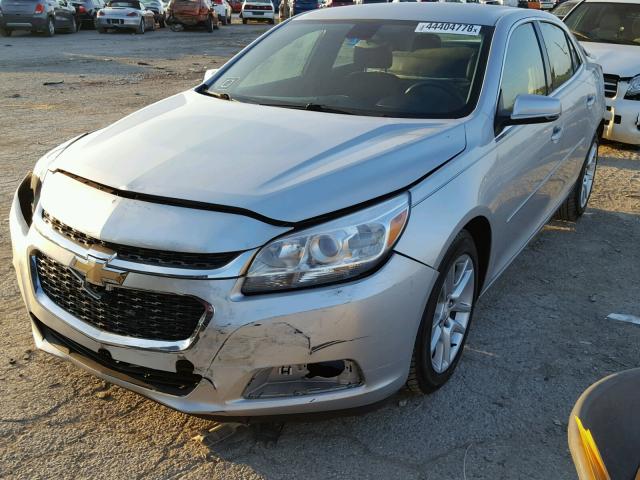 1G11C5SL8FU132353 - 2015 CHEVROLET MALIBU 1LT SILVER photo 2