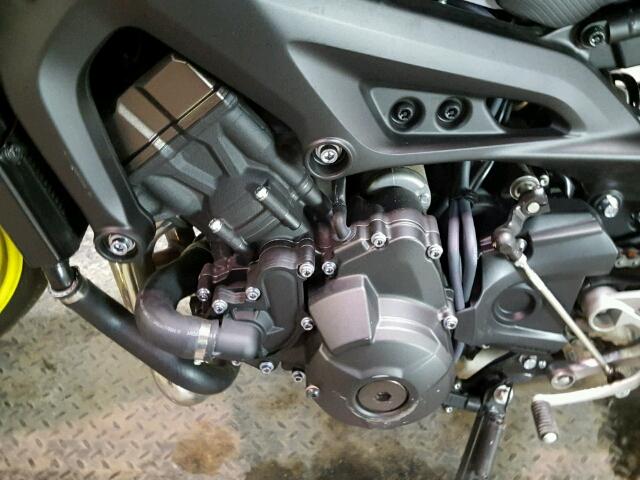 JYARN33E5GA011982 - 2016 YAMAHA FZ09 GRAY photo 5