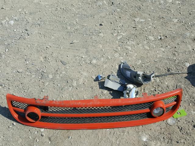 3VWCM21Y24M310703 - 2004 VOLKSWAGEN NEW BEETLE ნარინჯისფერი ფოტო 9