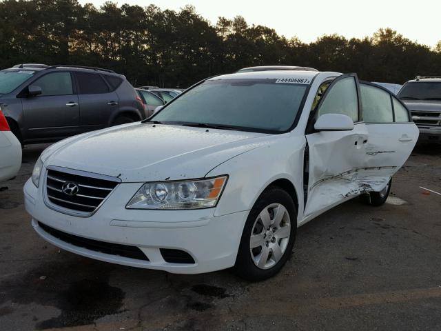 5NPET46C69H469017 - 2009 HYUNDAI SONATA GLS WHITE photo 2