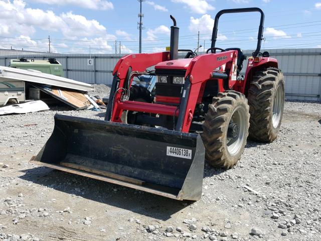 P30T1569 - 2012 MAHINDRA AND MAHINDRA TRACTOR RED photo 2