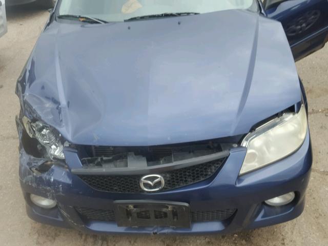 JM1BJ246721565035 - 2002 MAZDA PROTEGE PR BLUE photo 7