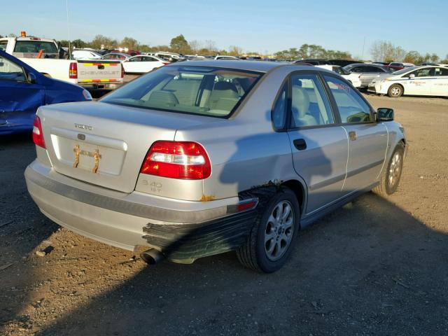 YV1VS29592F846390 - 2002 VOLVO S40 SILVER photo 4