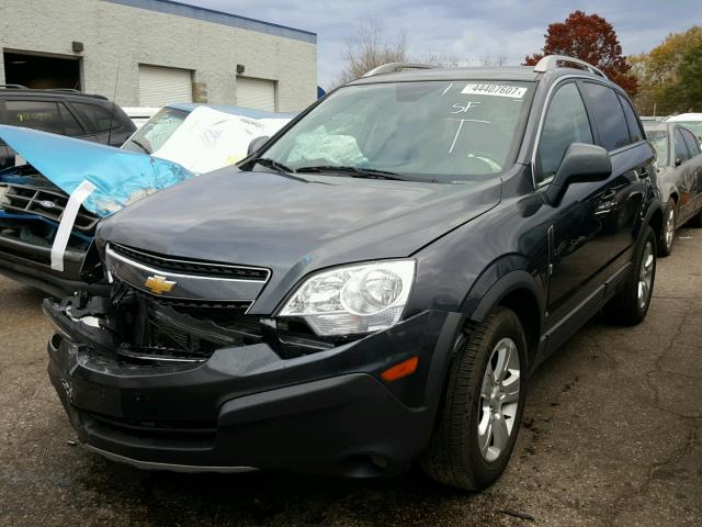 3GNFL2EK8DS518502 - 2013 CHEVROLET CAPTIVA LS GRAY photo 2