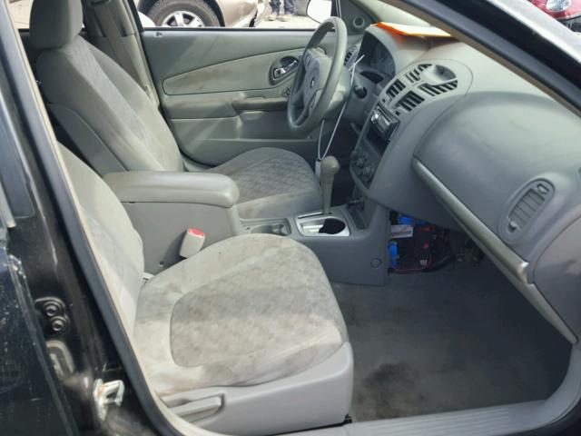 1G1ZT52805F266405 - 2005 CHEVROLET MALIBU LS შავი ფოტო 5