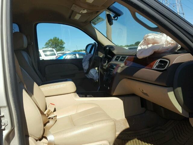 1GNSCBE08ER105089 - 2014 CHEVROLET TAHOE C150 TAN photo 5