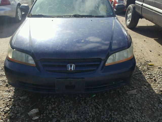 1HGCF866X2A058749 - 2002 HONDA ACCORD VAL BLUE photo 9