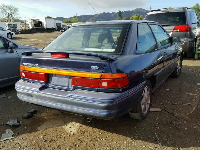 3FASP11J1TR138514 - 1996 FORD ESCORT LX BLUE photo 4