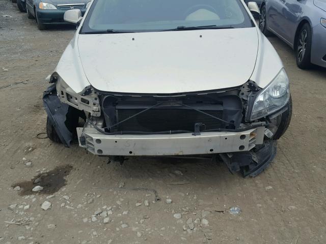 1G1ZH57BX9F151161 - 2009 CHEVROLET MALIBU 1LT GOLD photo 9