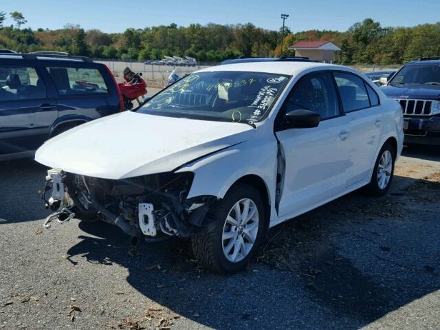 3VWD17AJ4FM356291 - 2015 VOLKSWAGEN JETTA SE WHITE photo 2