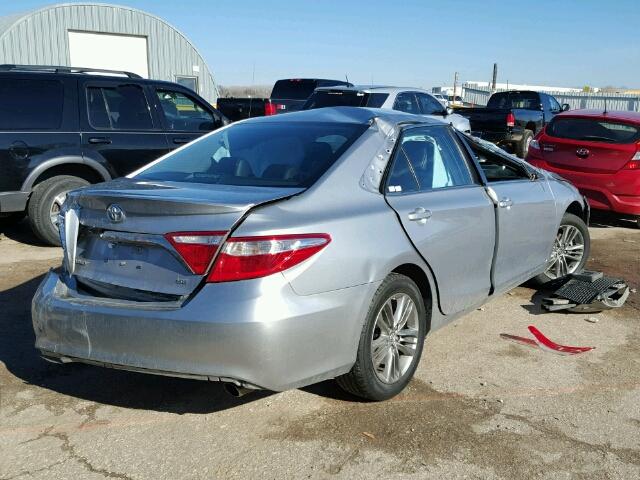 4T1BF1FK3FU067713 - 2015 TOYOTA CAMRY LE/X GRAY photo 4