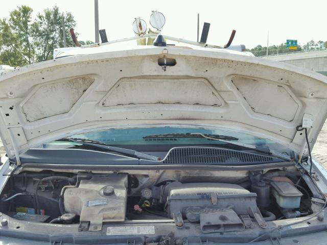 1GCFG25W2W1038962 - 1998 CHEVROLET EXPRESS G2 WHITE photo 7