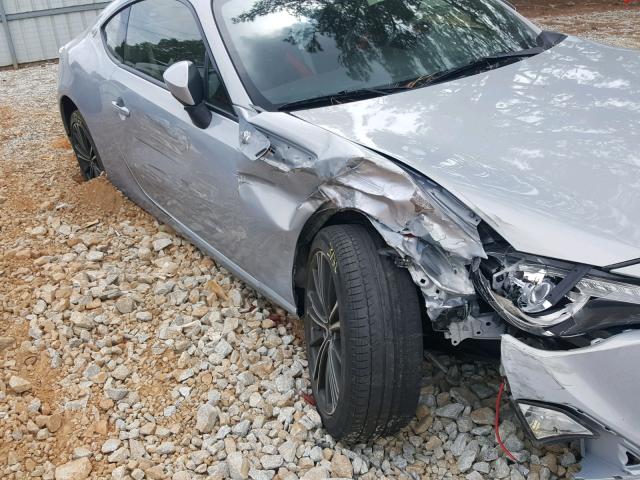 JF1ZNAA16D1733360 - 2013 TOYOTA SCION FR-S SILVER photo 9