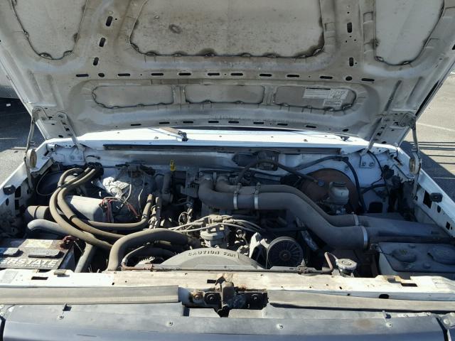 1FDKF37G1TEA41588 - 1996 FORD F350 WHITE photo 7