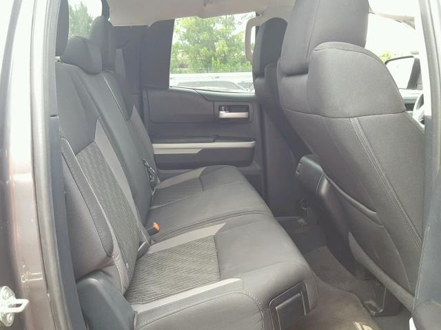 5TFRY5F16EX150559 - 2014 TOYOTA TUNDRA DOU GRAY photo 6