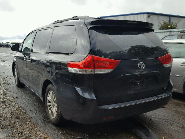 5TDYK3DCXDS384648 - 2013 TOYOTA SIENNA XLE BLACK photo 3