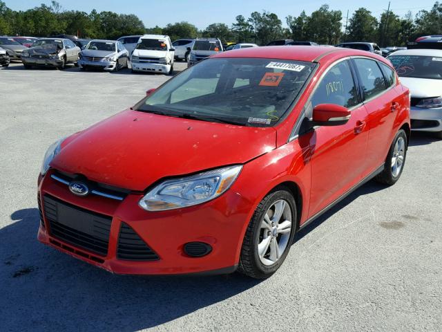 1FADP3K20DL139245 - 2013 FORD FOCUS SE RED photo 2