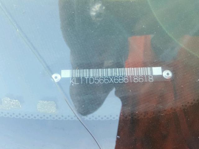 KL1TD566X6B618618 - 2006 CHEVROLET AVEO BASE BLACK photo 10