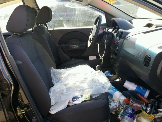 KL1TD566X6B618618 - 2006 CHEVROLET AVEO BASE BLACK photo 5