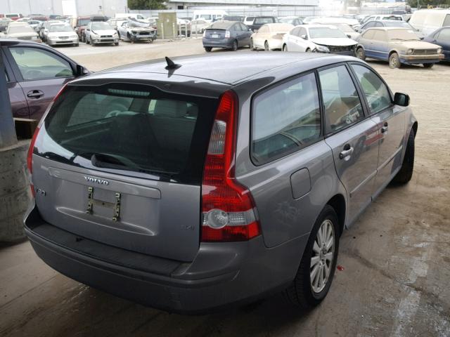 YV1MW390952062524 - 2005 VOLVO V50 2.4I GRAY photo 4