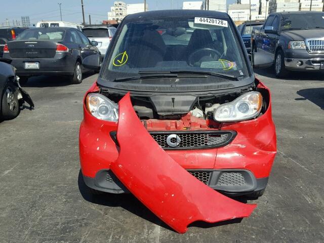 WMEEJ3BA1DK614075 - 2013 SMART FORTWO PUR RED photo 9