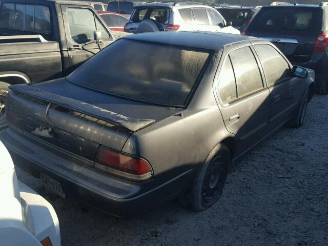 JN1HJ01P7LT459964 - 1990 NISSAN MAXIMA GRAY photo 4