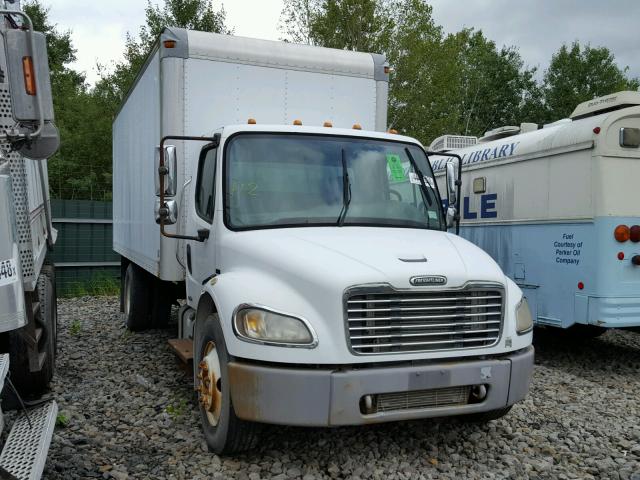 1FVACVCT85HV12813 - 2005 FREIGHTLINER M2 106 MED WHITE photo 1