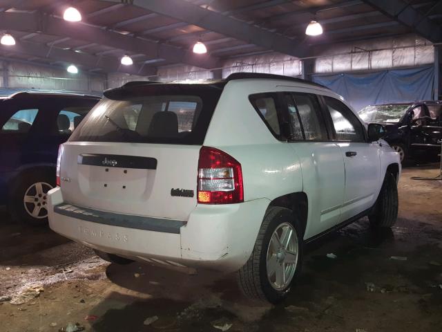 1J8FF47W28D705809 - 2008 JEEP COMPASS SP WHITE photo 4