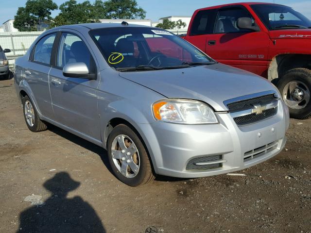 KL1TD56E99B329855 - 2009 CHEVROLET AVEO LS SILVER photo 1