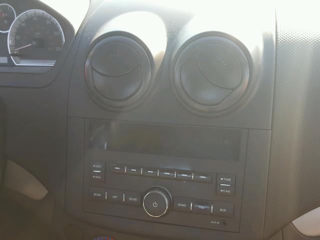 KL1TD56E99B329855 - 2009 CHEVROLET AVEO LS SILVER photo 9