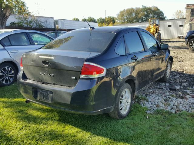 1FAHP35N69W145757 - 2009 FORD FOCUS SE BLACK photo 4