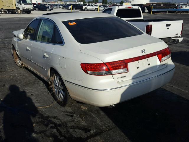 KMHFC46F36A115596 - 2006 HYUNDAI AZERA SE WHITE photo 3