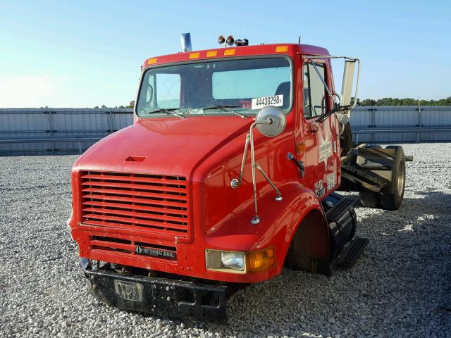 1HSHBAAN7YH230801 - 2000 INTERNATIONAL 8000 8100 RED photo 2