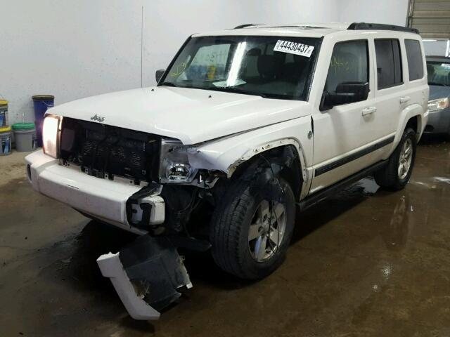 1J8HG48P37C586590 - 2007 JEEP COMMANDER WHITE photo 2