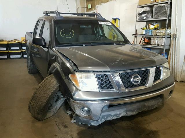 1N6AD07W15C410957 - 2005 NISSAN FRONTIER C CHARCOAL photo 1