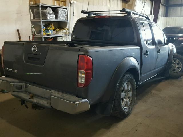 1N6AD07W15C410957 - 2005 NISSAN FRONTIER C CHARCOAL photo 4