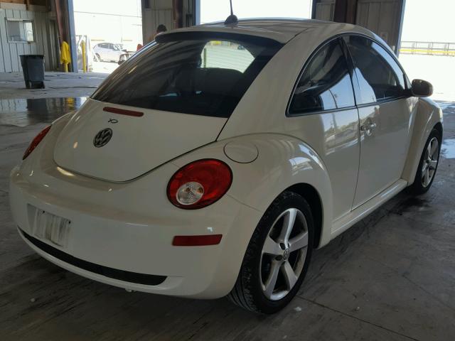 3VWFW31C28M515204 - 2008 VOLKSWAGEN NEW BEETLE 白色 照片 4