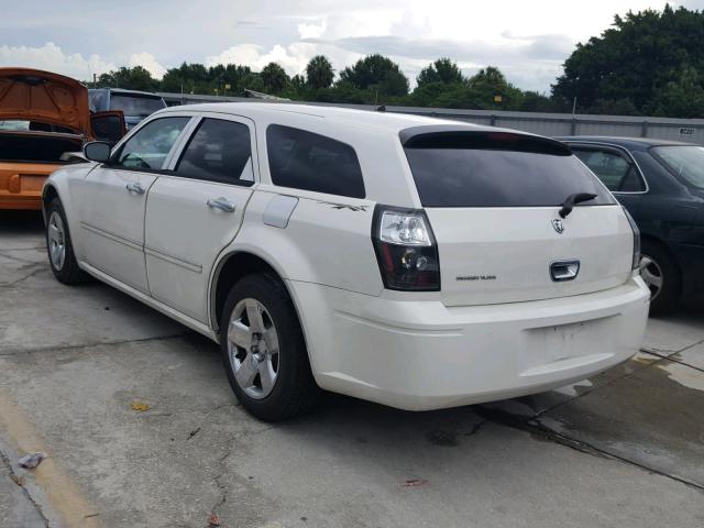 2D4FV47T38H177770 - 2008 DODGE MAGNUM WHITE photo 3